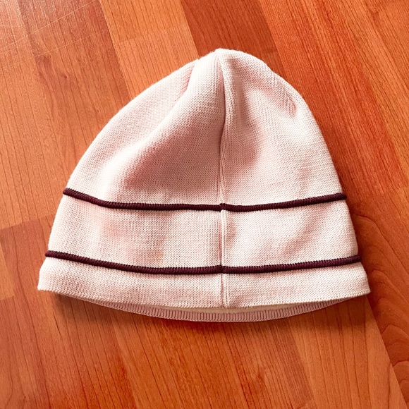 NWOT The North Face Pink Beanie - Picture 4 of 9